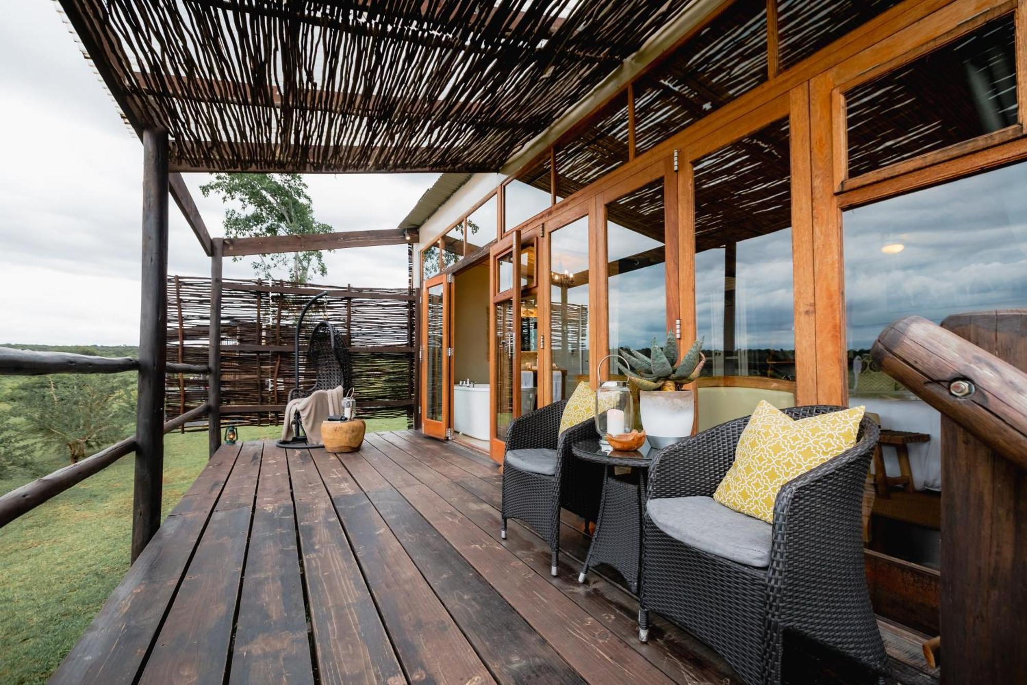 Cheetah Ridge Lodge Ladysmith Exterior photo