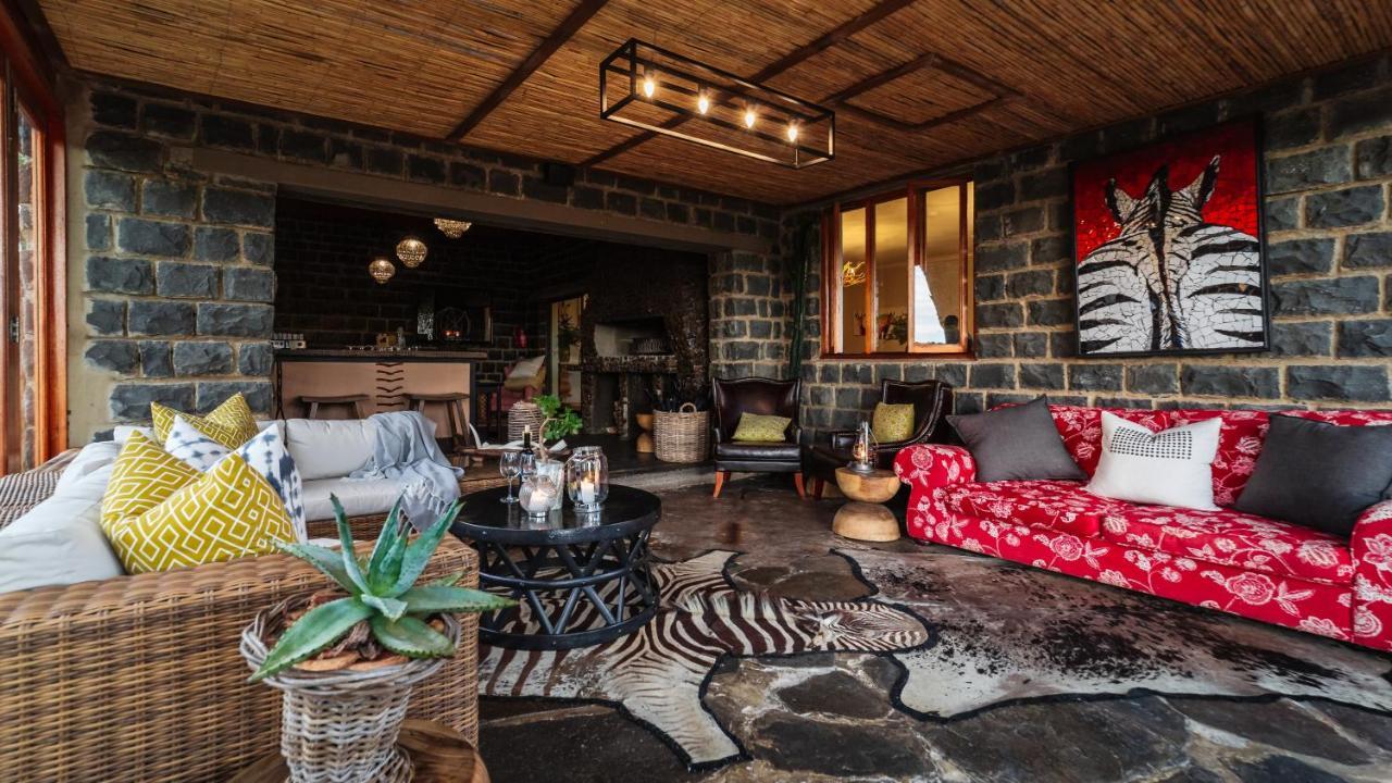Cheetah Ridge Lodge Ladysmith Exterior photo